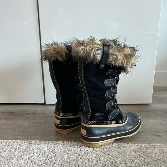 Sorel Joan of Arctic boot - size 9 - Picture 4 of 5